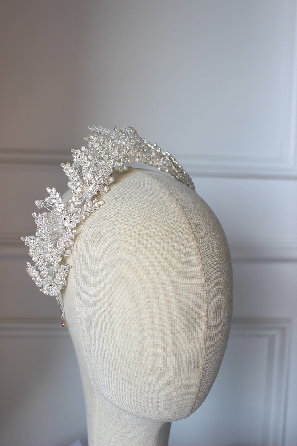 Pearl bridal crown on mannequin