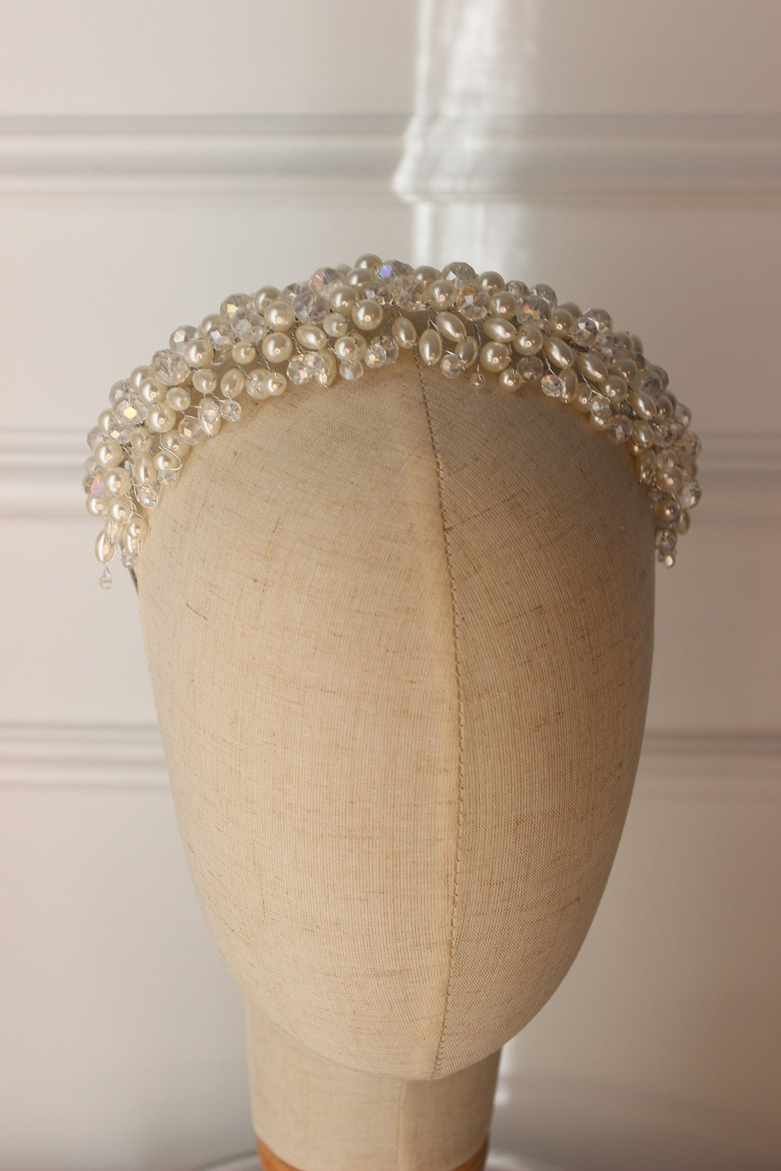 Pearl bridal headband on mannequin