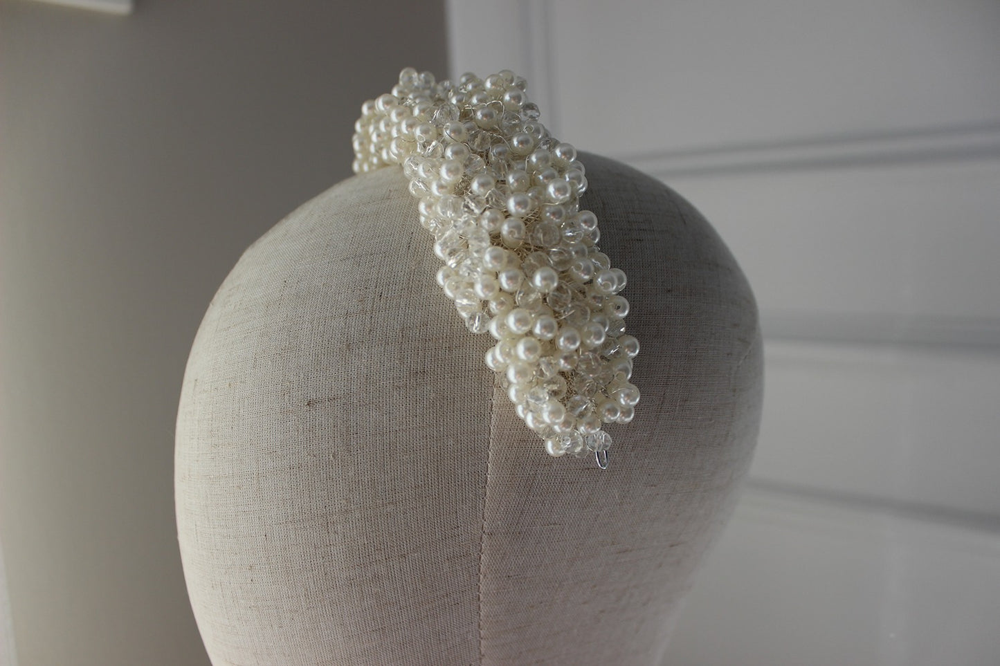 Pearl bridal headpiece on mannequin
