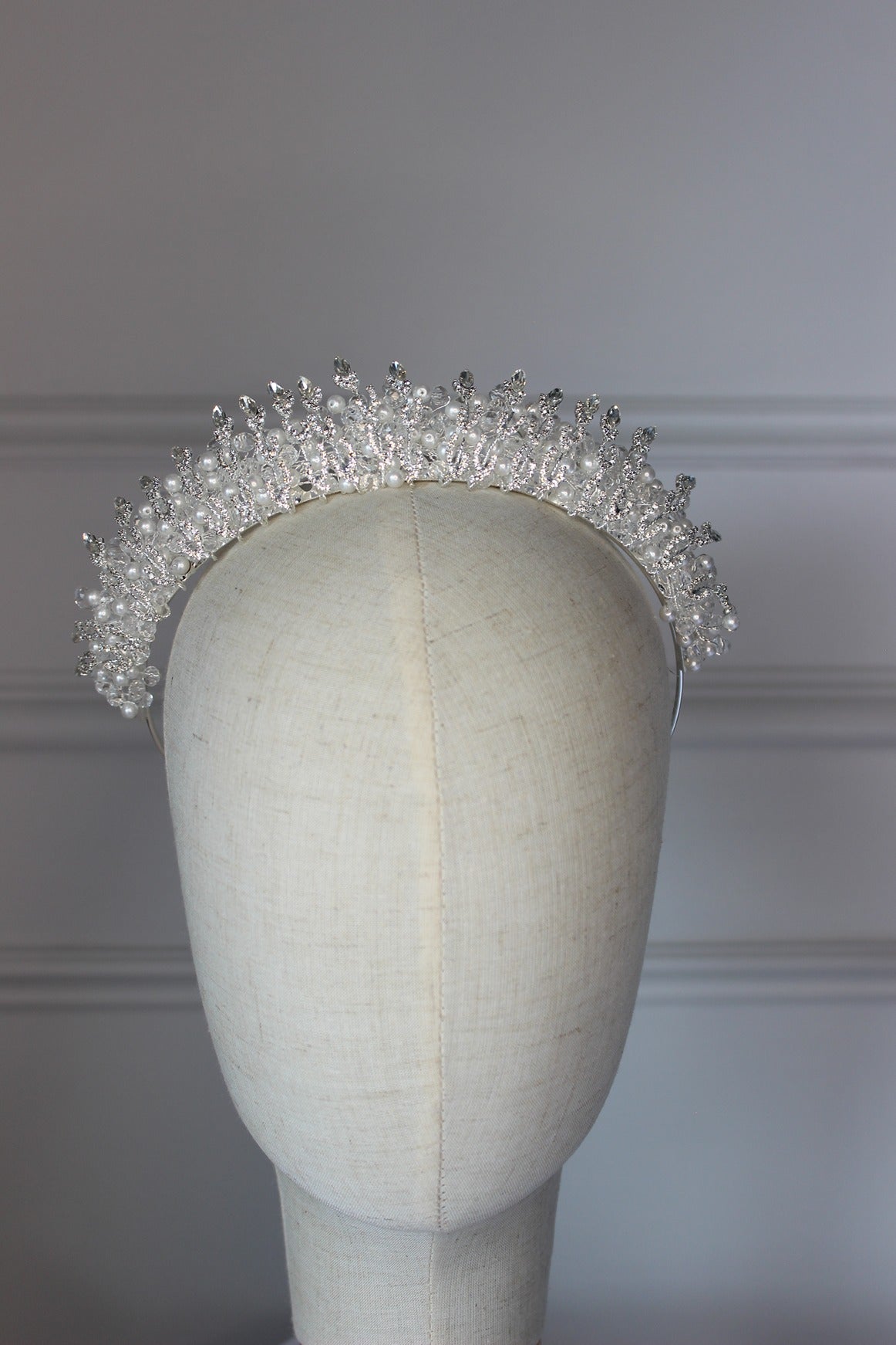 silver bridal crown with white pearls